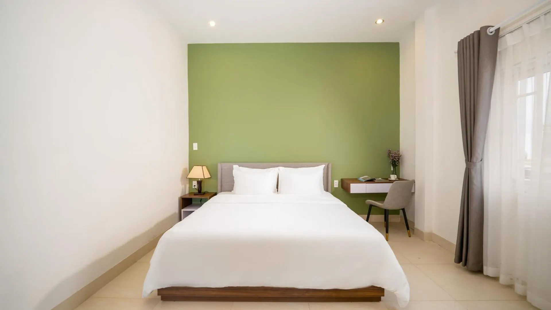 Hotel Tashi Boutique Danang 0*,  Vietnam